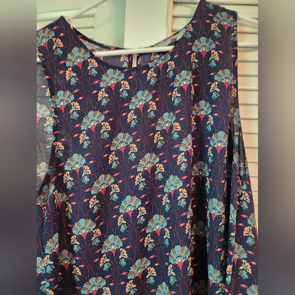 Dainiel Rain Sleveless Top Size XL